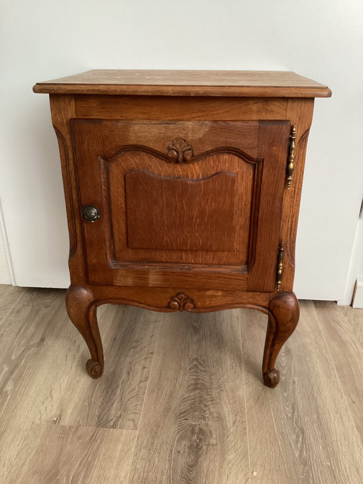 Brocante nachtkastje, Ophalen, Minder dan 45 cm, 55 tot 70 cm, Zo goed als nieuw