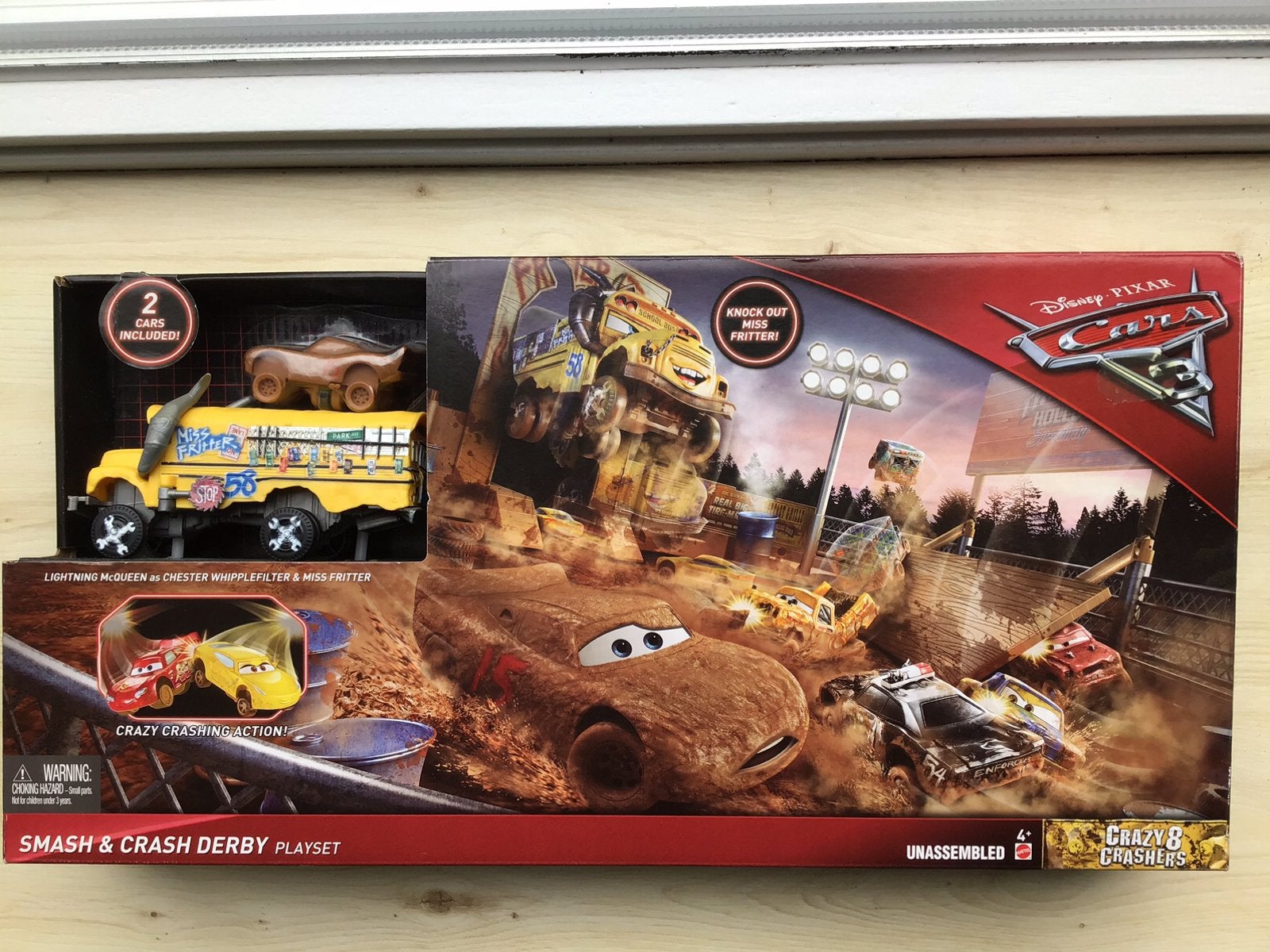 Disney cars Miss Fritter Thunder Hollow Smash & Crash Derby, Kinderen en Baby's, Speelgoed | Speelgoedvoertuigen, Ophalen of Verzenden