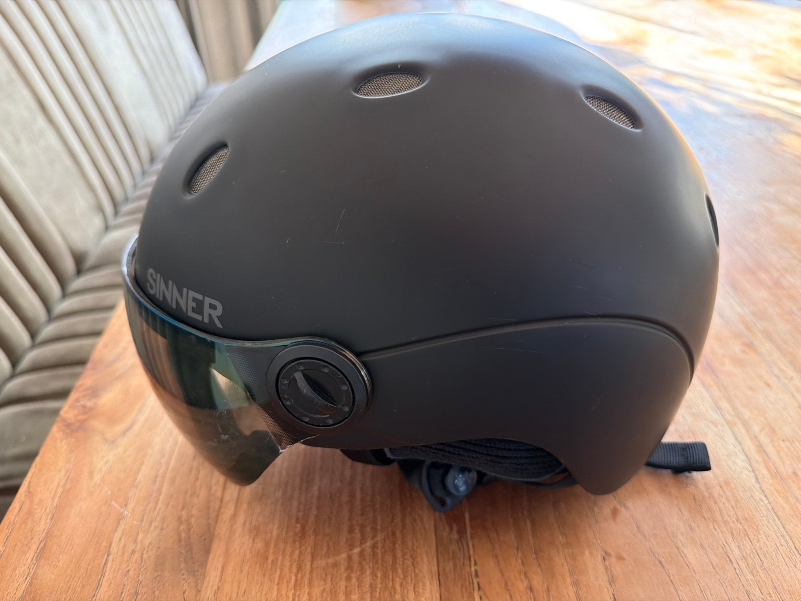 Sinner Skihelm Zwart Maat L/60cm met Vizier, Ophalen of Verzenden