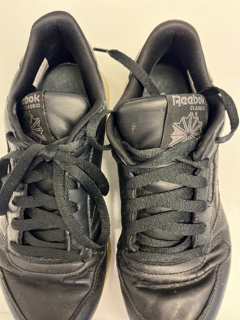 Reebok Classic zwarte sneakers 38, Ophalen of Verzenden, Gedragen, Zwart, Sneakers of Gympen