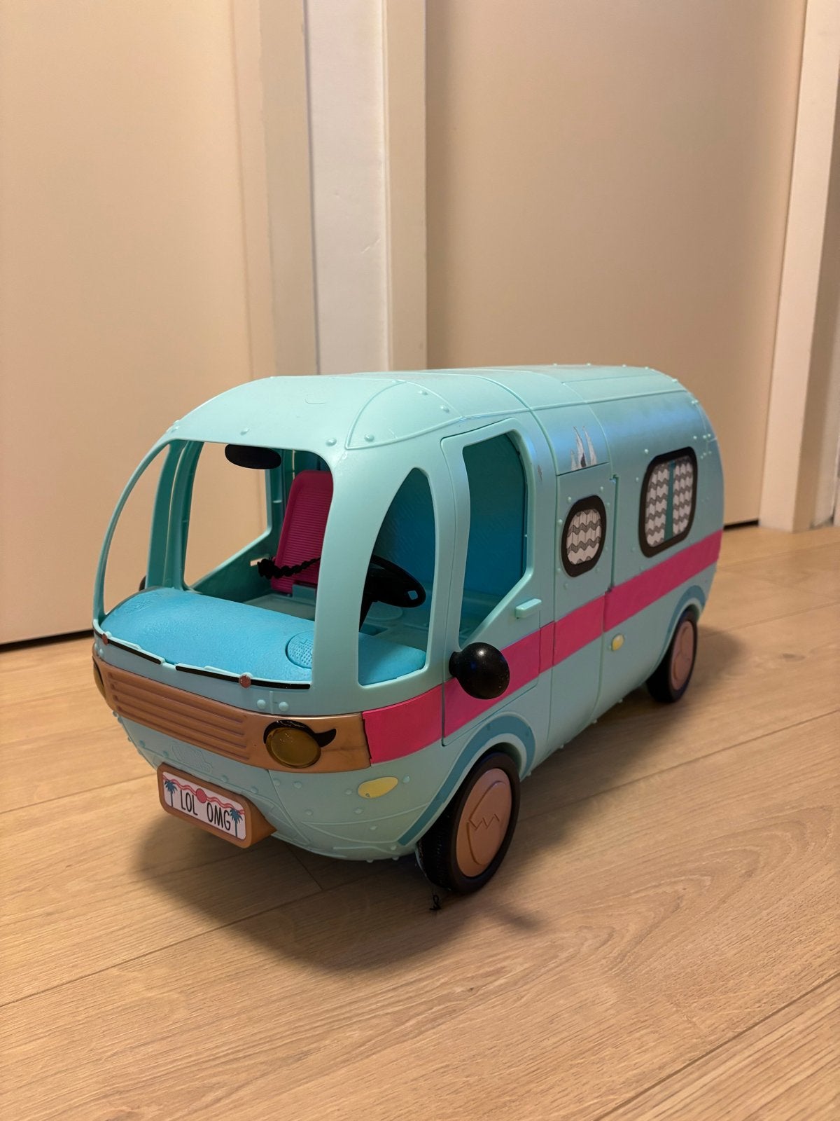 L.O.L. Surprise! 4-in-1 Glamper Camper met accessoires, Kinderen en Baby's, Ophalen, Gebruikt