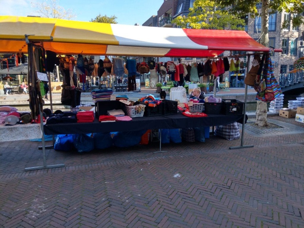 Partij wintergoed sjaals, Ophalen, Nieuw, Maat 38/40 (M), Sjaal