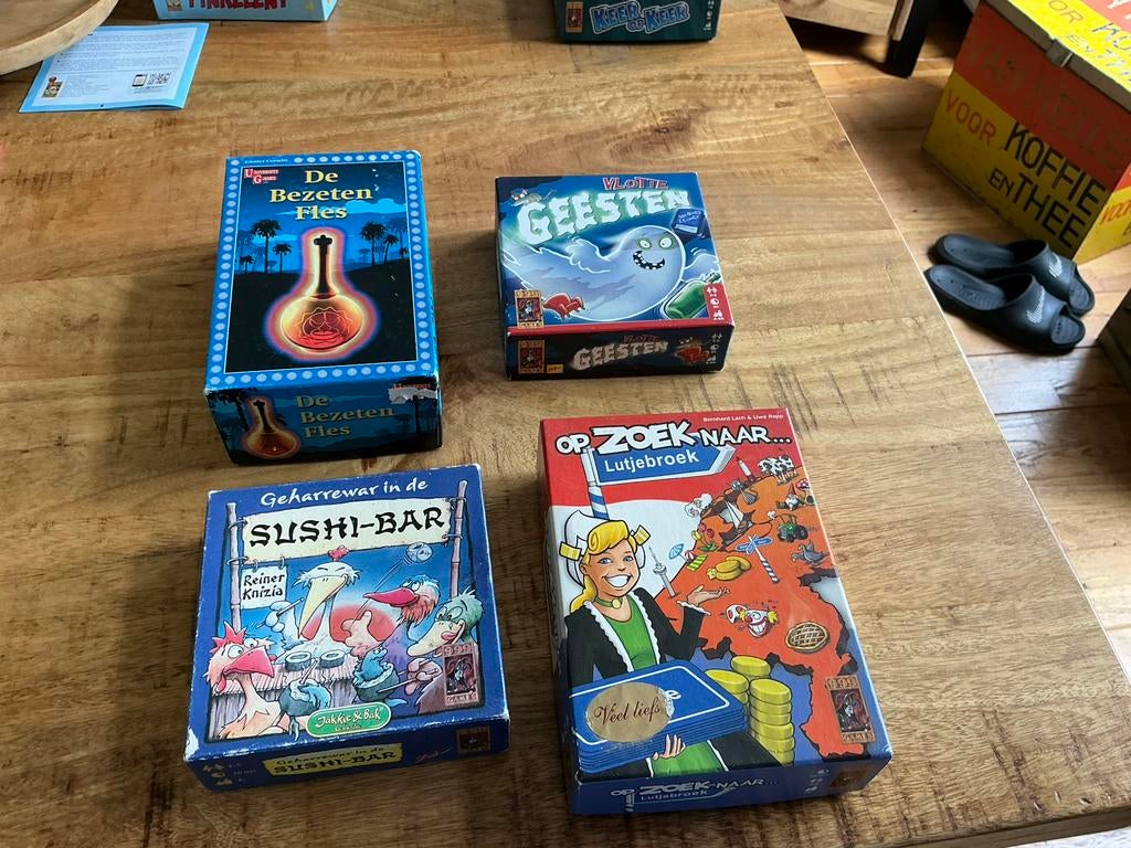 Diverse spellen, Hobby en Vrije tijd, Gezelschapsspellen | Kaartspellen, Ophalen of Verzenden, Zo goed als nieuw
