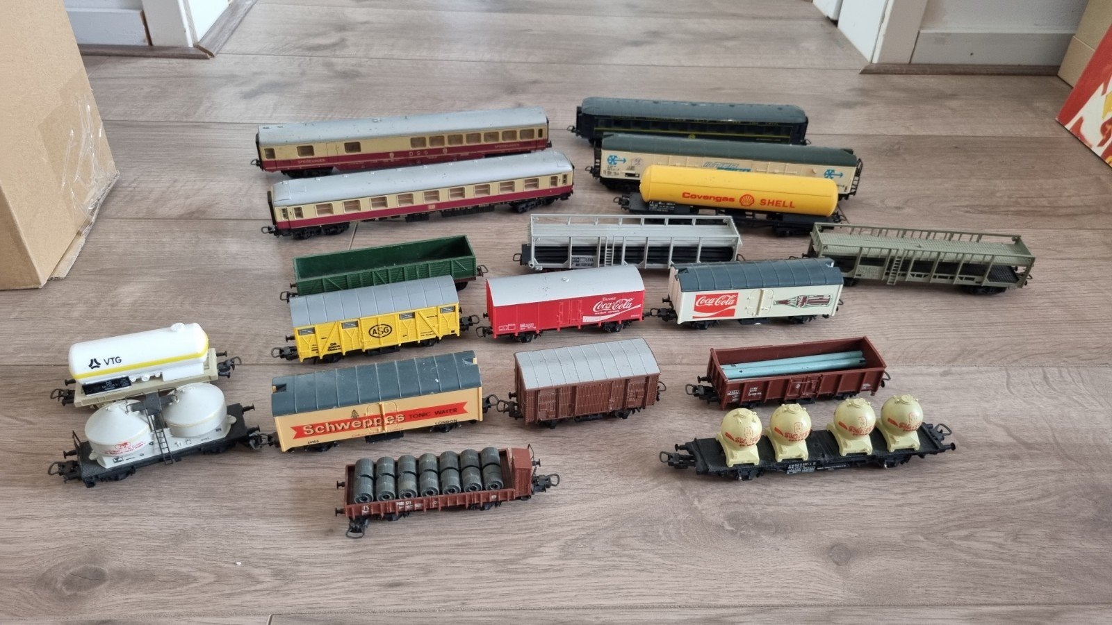 Lima en Jouef wagons en rijtuigen - Grote collectie, Gebruikt, Gelijkstroom, Wagon, Ophalen of Verzenden