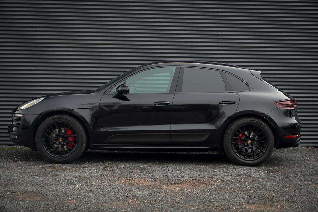 Porsche Macan 3.0 GTS / Pano / Luchtvering / Trekhaak / Spor, Automaat, Gebruikt, Euro 6, 360 pk