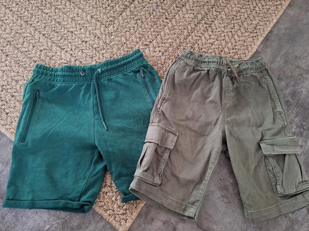 2 mooie korte broeken mt 146: Hema en WE Blue Ridge!, Broek, Gebruikt, Ophalen of Verzenden, Blue Ridge