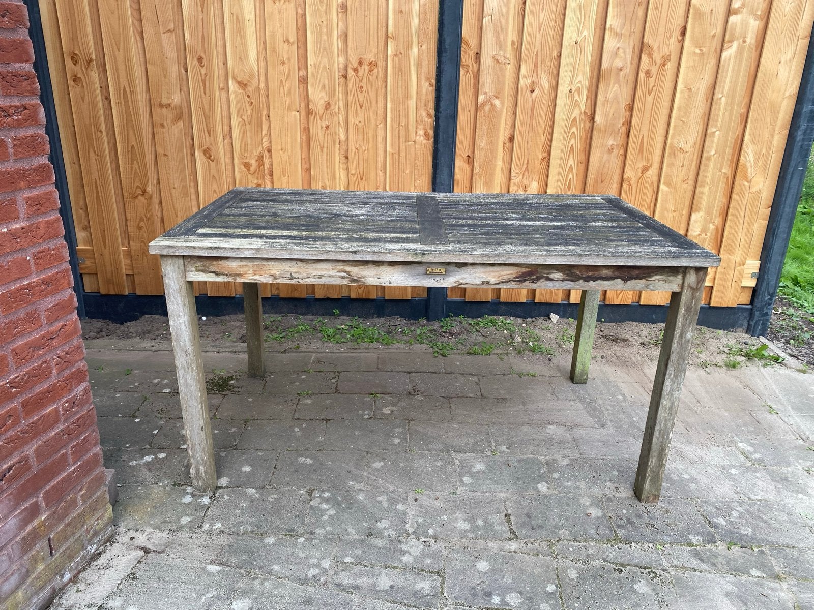 Robuuste houten tuintafel 150x90cm, Ophalen, Gebruikt, Rechthoekig, Hout