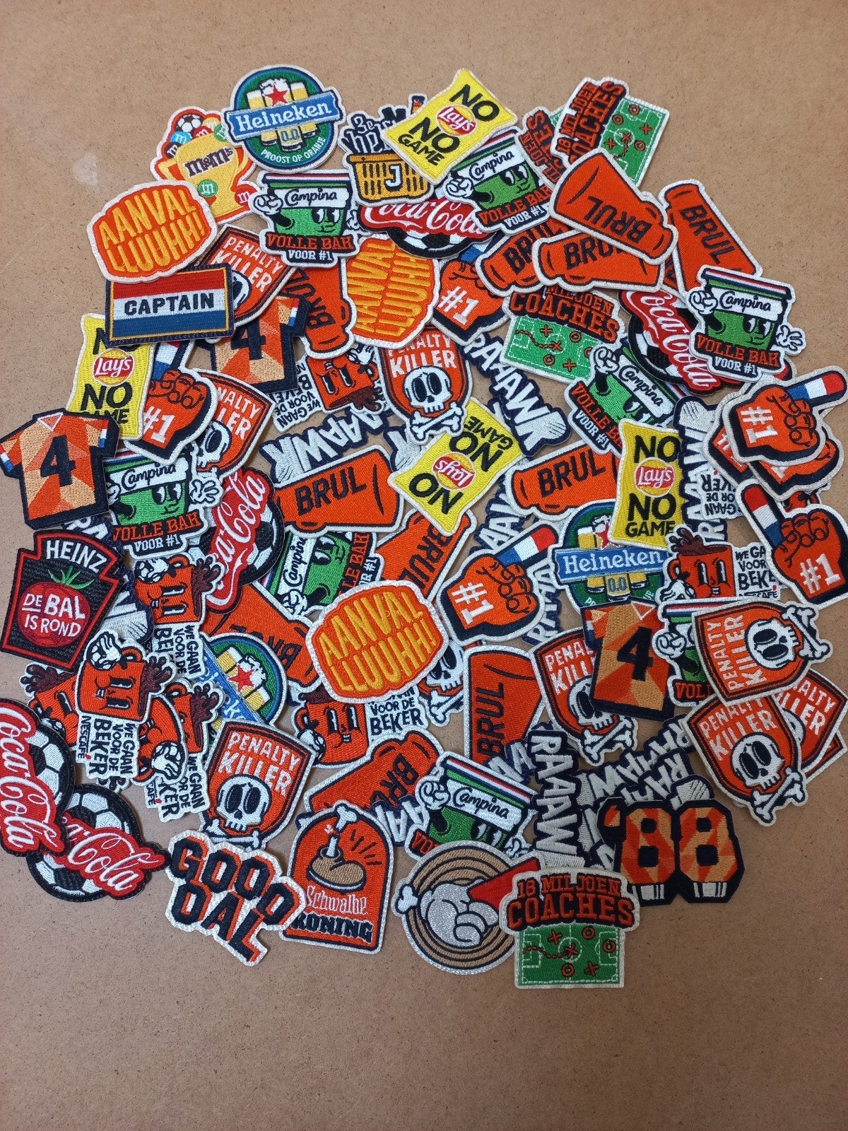 100 JUMBO JUICHJACK EMBLEMEN, Verzamelen, Supermarktacties, Jumbo, Ophalen of Verzenden