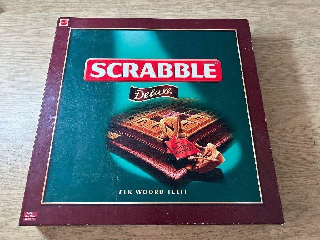 Scrabble Deluxe Bordspel | Houten Bord met Draaitafel, Hobby en Vrije tijd, Gezelschapsspellen | Bordspellen, Ophalen of Verzenden