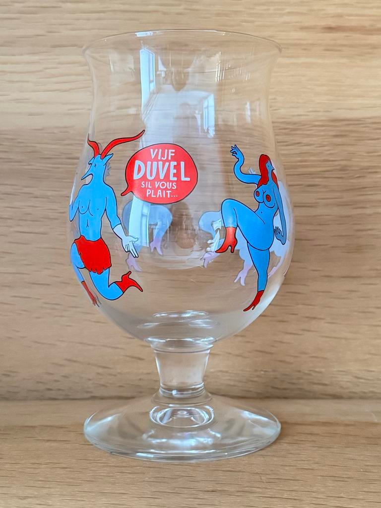 Duvel glas Piet Parra design (2010), Verzamelen, Biermerken, Ophalen of Verzenden, Zo goed als nieuw, Glas of Glazen, Duvel