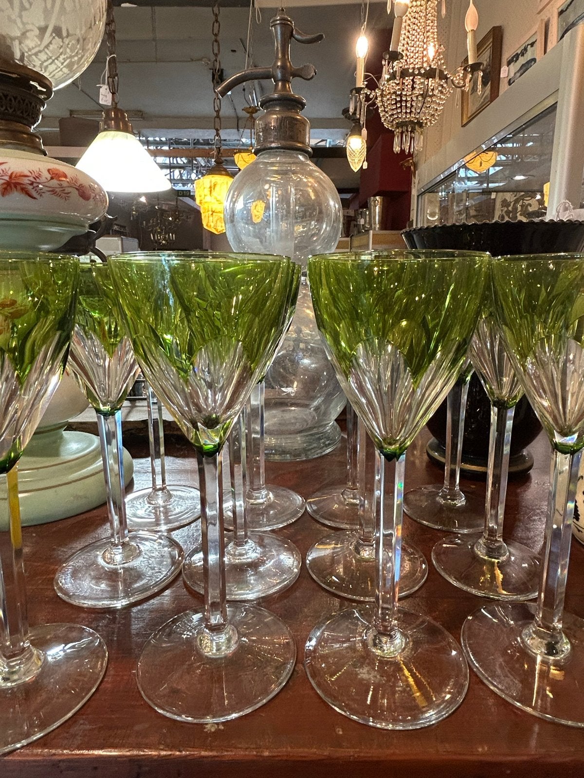 Set van 12 Val St Lambert kristallen wijnglazen, groen, Antiek en Kunst, Antiek | Glas en Kristal, Ophalen