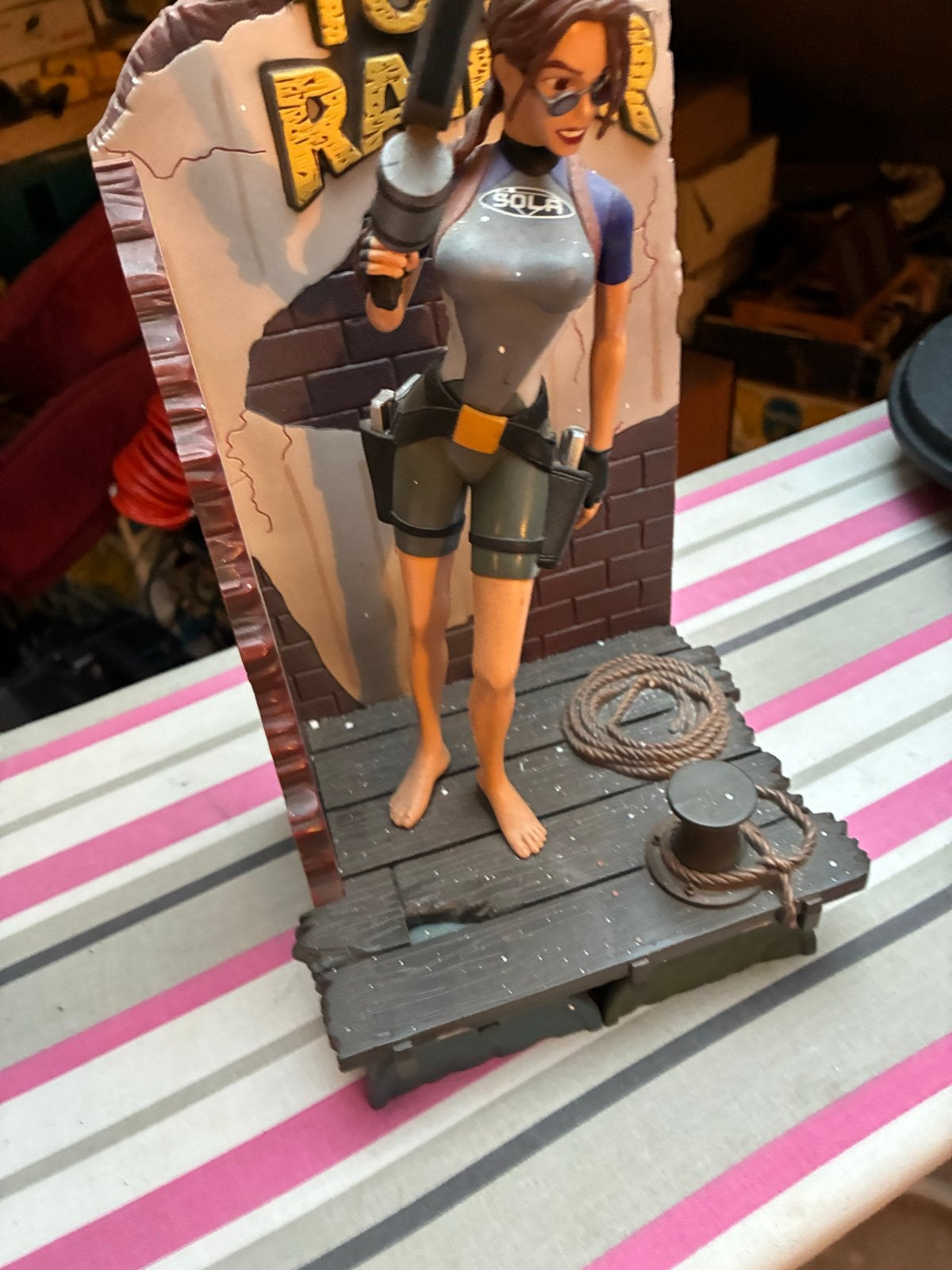 Tomb Raider Lara Croft beeldje, Ophalen of Verzenden, Gebruikt