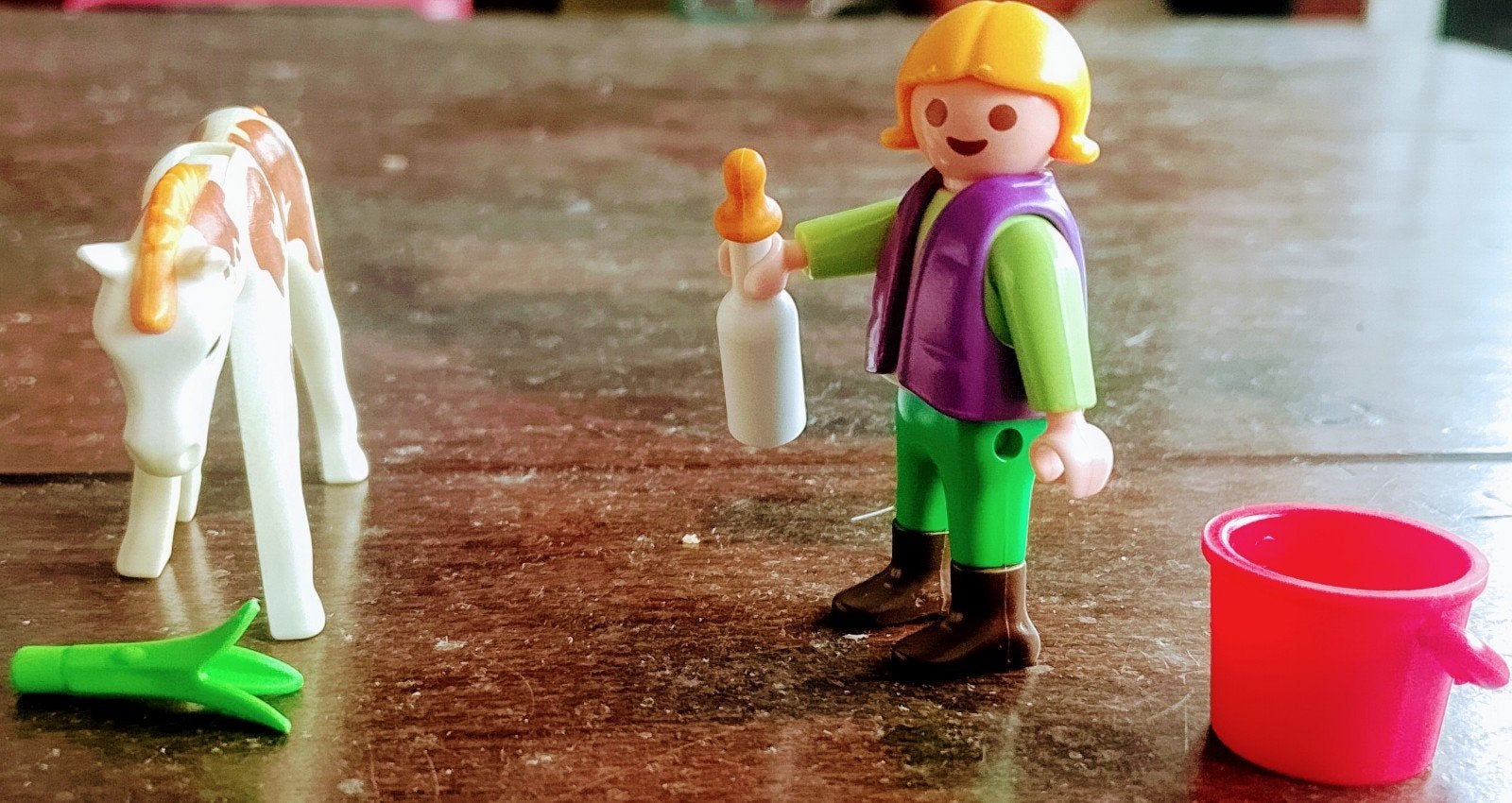 Meisje Met Gevlekte Veulen En Fles, Ophalen of Verzenden, Gebruikt