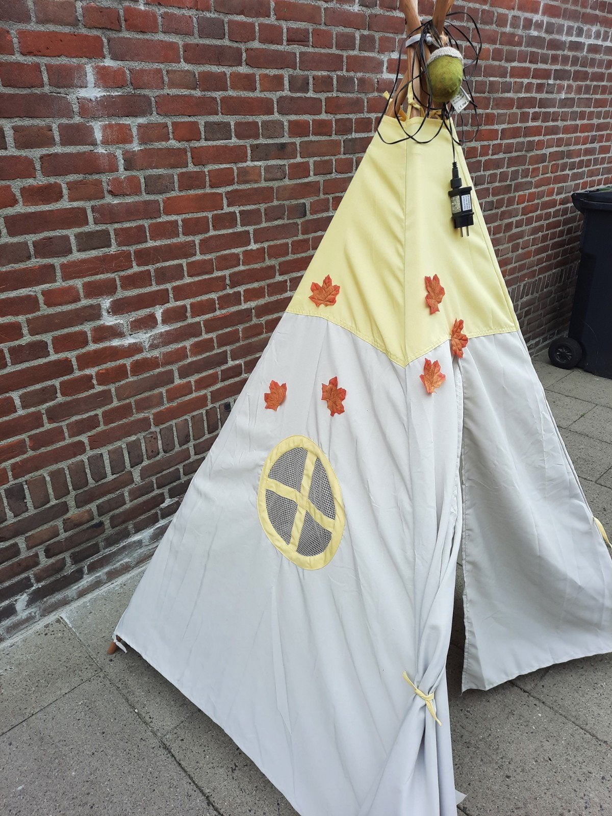 Leuke speeltent met verlichting.zgan, Ophalen, Zo goed als nieuw