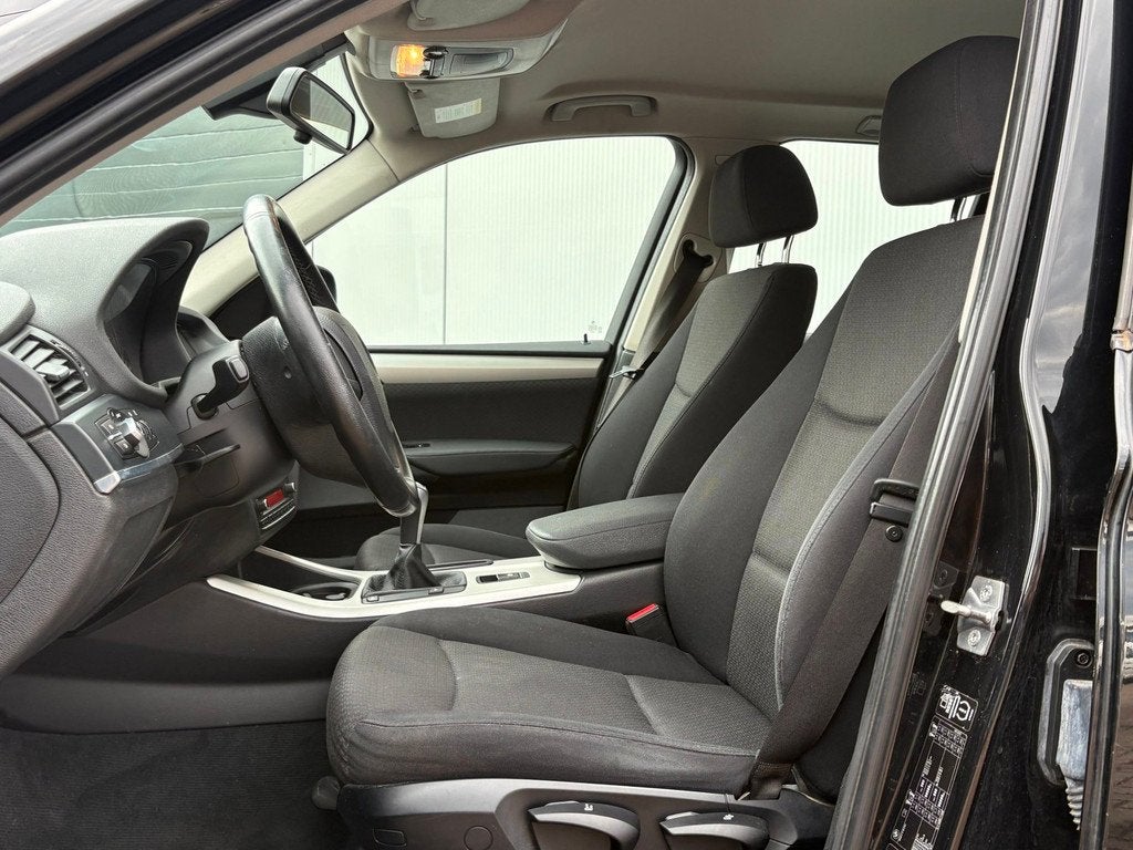 BMW X3 xDrive20d 184pk Clima Trekhaak, Euro 5, Stof, Zwart, 4 cilinders