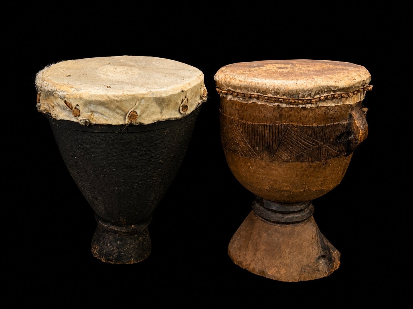 Authentieke Afrikaanse trommels – Set van 2, Muziek en Instrumenten, Percussie, Zo goed als nieuw, Trommel, Ophalen
