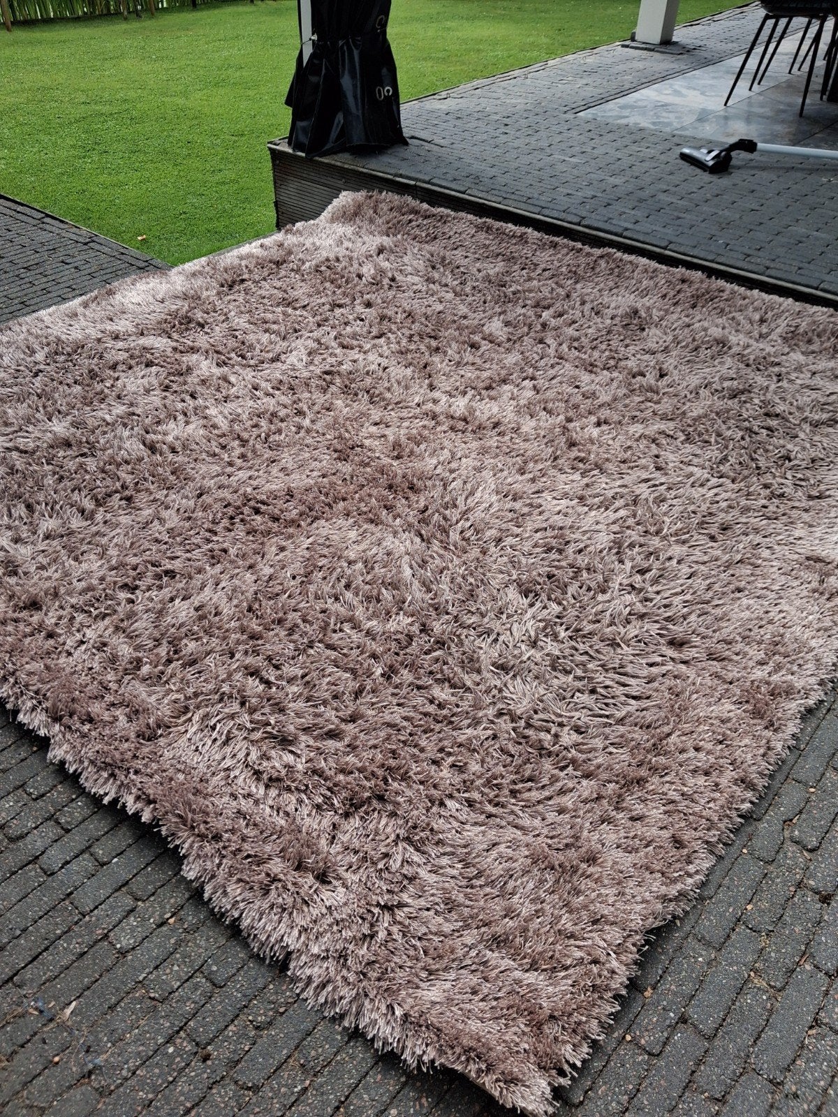 Vloerkleed taupe kleurig, Huis en Inrichting, Stoffering | Tapijten en Kleden, Ophalen, Zo goed als nieuw, Rechthoekig, 200 cm of meer
