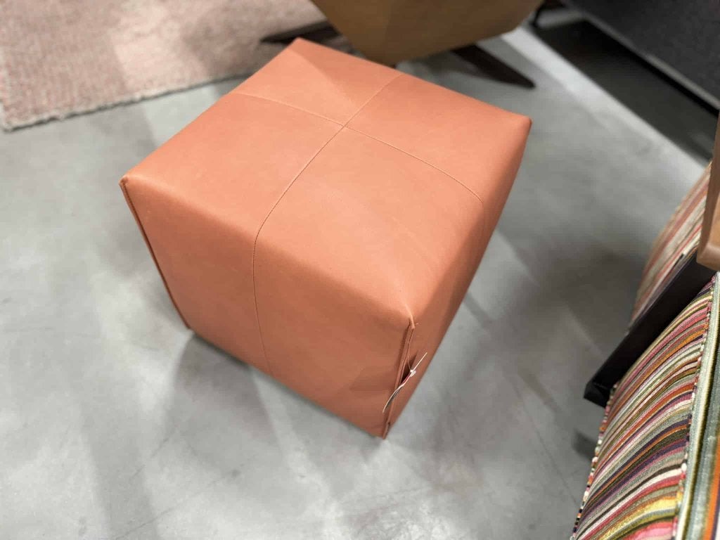 Nieuw Eyye Kub 42 Poef Kruk leer Loxton Design Hocker, Minder dan 50 cm, Vierkant, Nieuw, Minder dan 50 cm