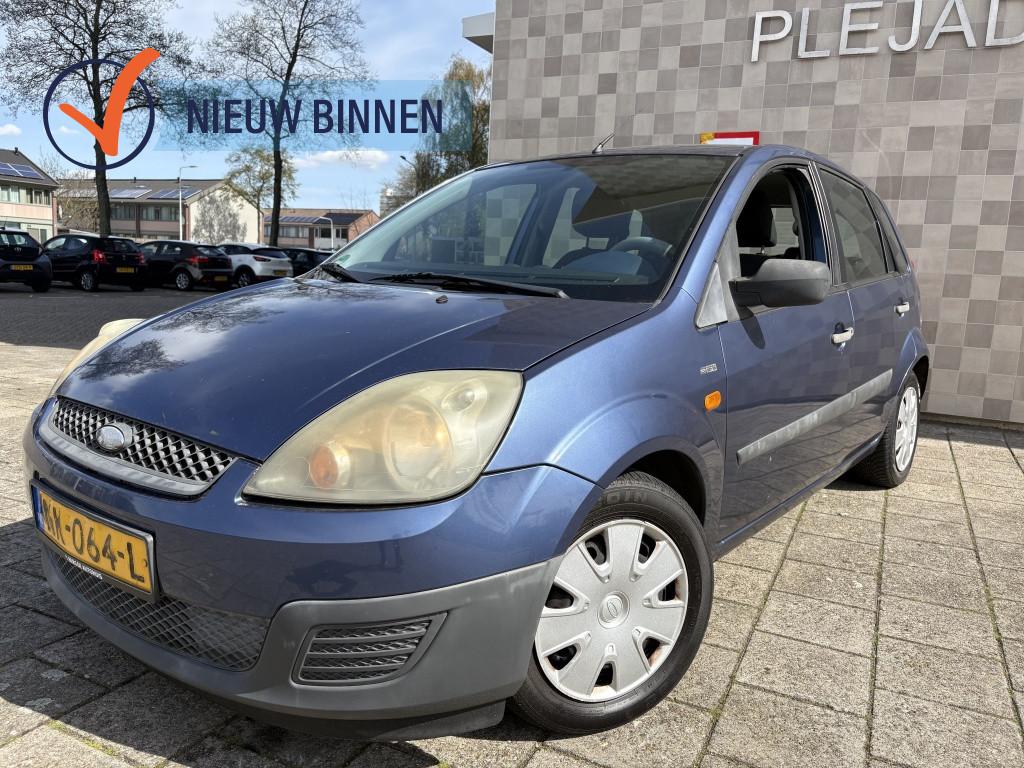 Ford Fiesta 1.3 Ambiente Handel/Export/Zo Mee (bj 2005), Auto's, 100 kg, 1299 cc, Zwart, 4 cilinders