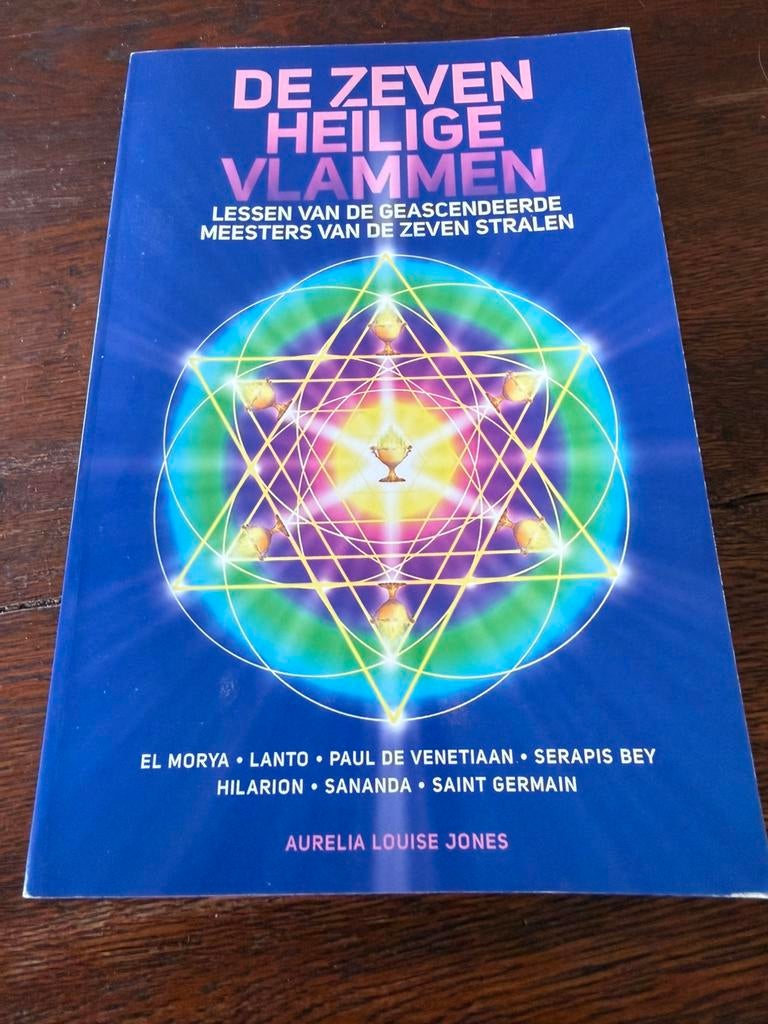 De zeven heilige vlammen - Aurelia Louise Jones, Ophalen of Verzenden, Zo goed als nieuw, Spiritualiteit algemeen, Achtergrond en Informatie