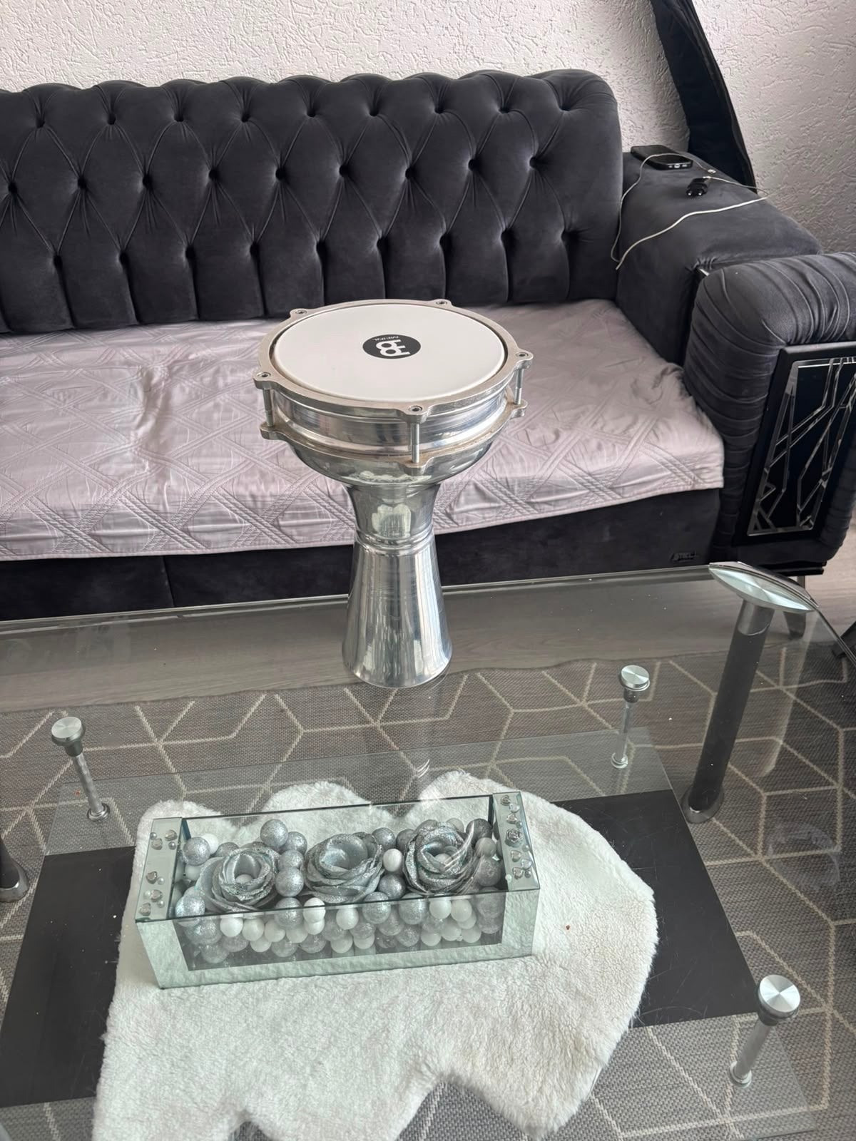 Meinl Darbuka / Doumbek - Metalen uitvoering - Zeer nette st, Muziek en Instrumenten, Drumstellen en Slagwerk, Ophalen of Verzenden