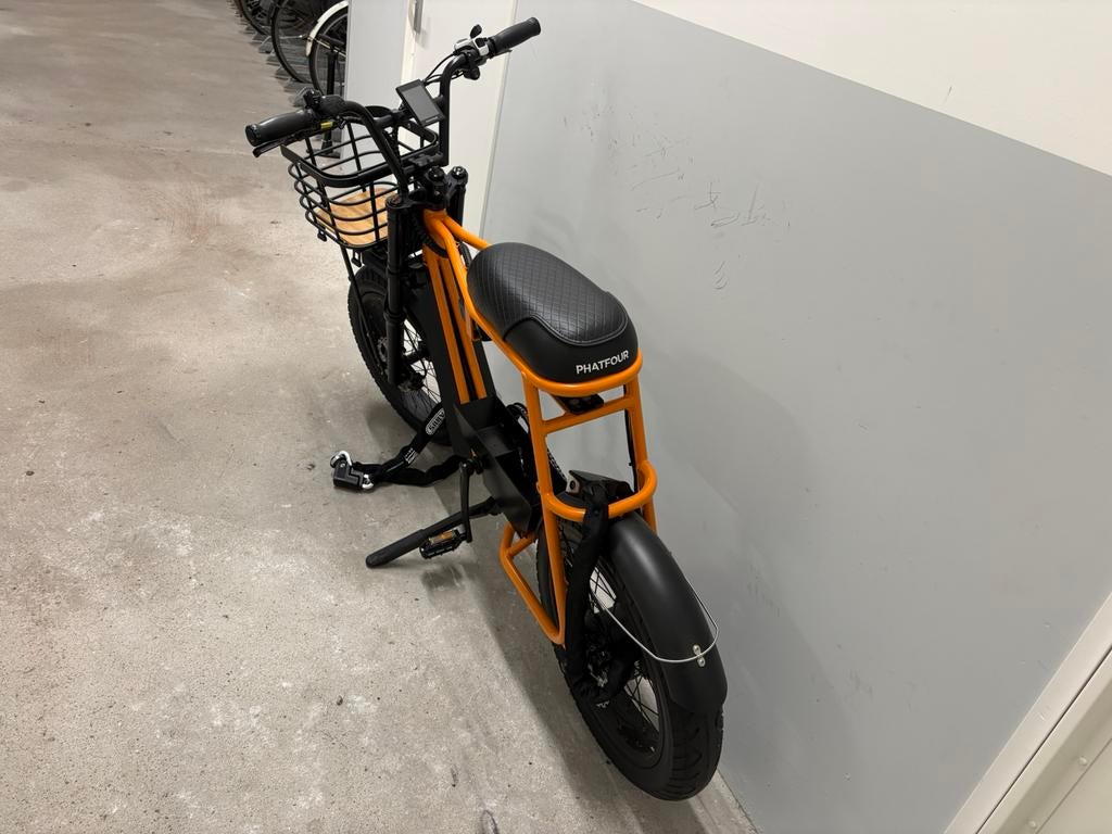 PHATFOUR E-bike – Zo goed als nieuw (1x gebruikt), Fietsen en Brommers, Brommers | Tomos, Ophalen, Zo goed als nieuw