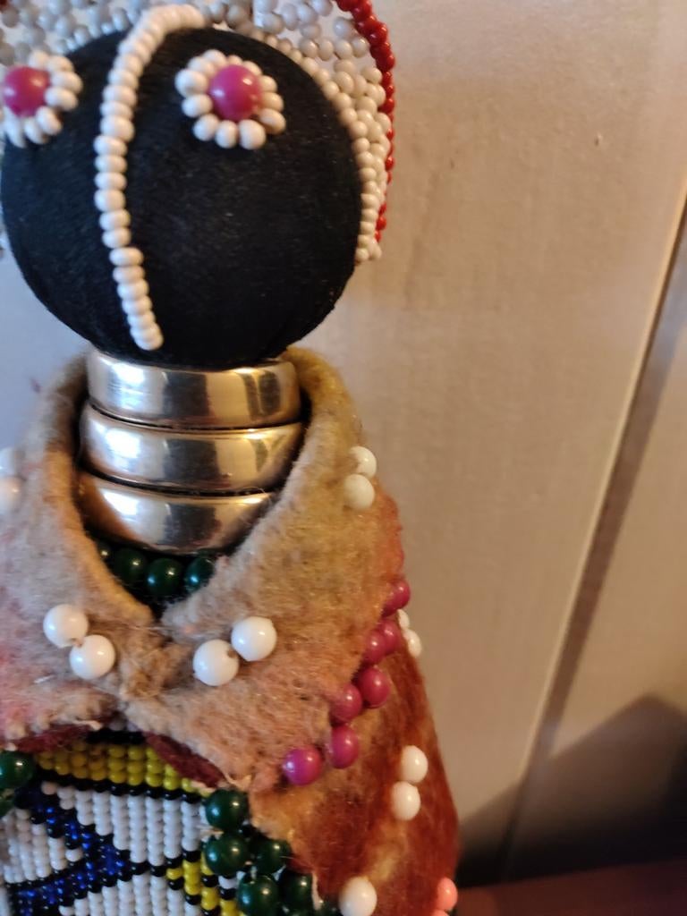 Thaise vintage handgemaakte 'longneck' pop, Verzamelen, Poppen, Ophalen of Verzenden, Gebruikt, Pop