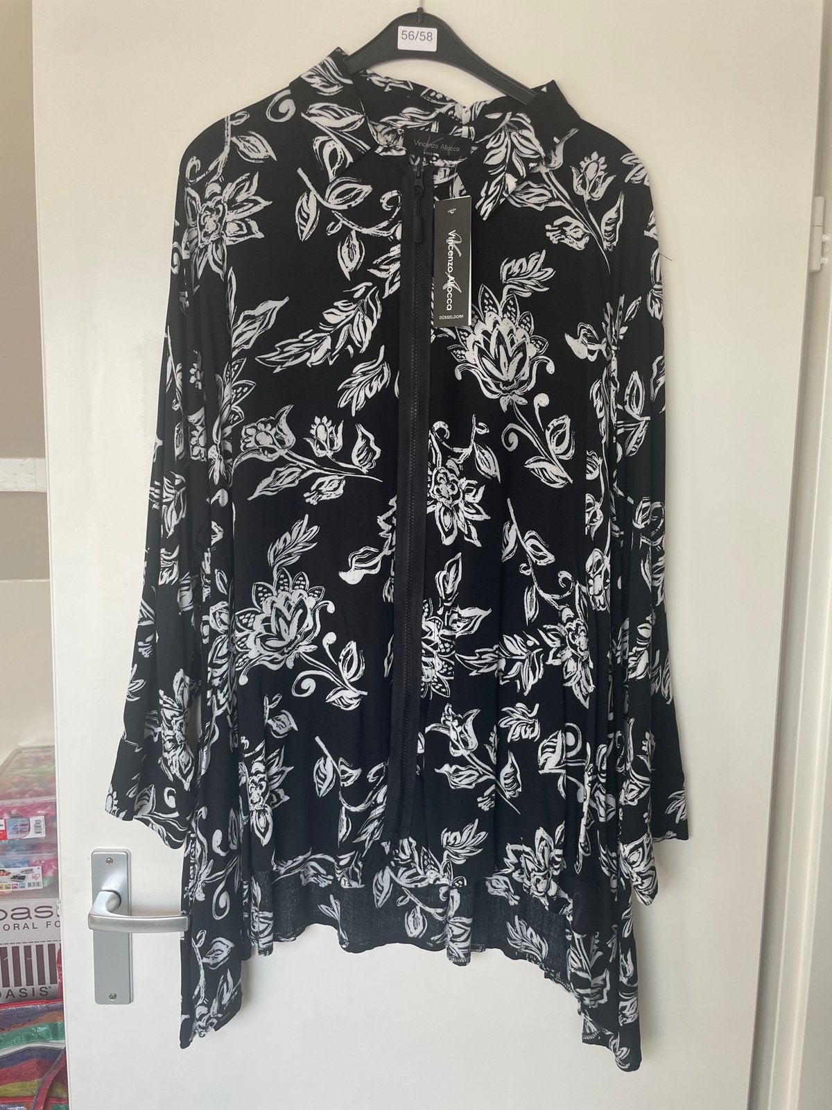 Nieuwe zwart witte bloemprint tuniek vestje vincenzo allocca, Kleding | Dames, Vincenzo allocca, Verzenden, Nieuw, Nvt