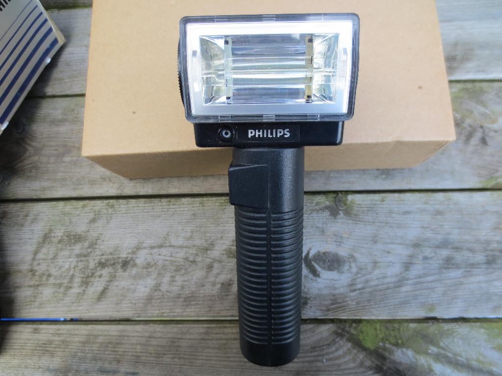 Philips P32 GTC flitser, Ophalen of Verzenden, Zo goed als nieuw, Overige merken, Kantelbaar
