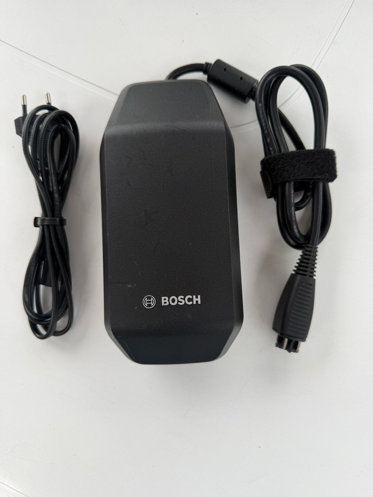 Bosch Smart Acculader BPC3400 4A - Zo goed als nieuw, Fietsen en Brommers, Elektrische fiets, Overige materialen, Overige typen