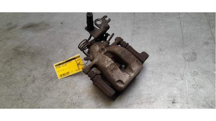 Remklauw (Tang) rechts-achter van een Volkswagen Caddy, Gebruikt, -, Volkswagen, -