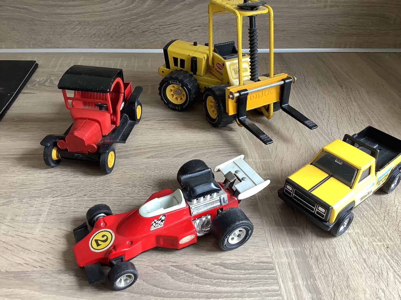 4 TONKA AUTOMODELLEN, Ophalen of Verzenden, Zo goed als nieuw