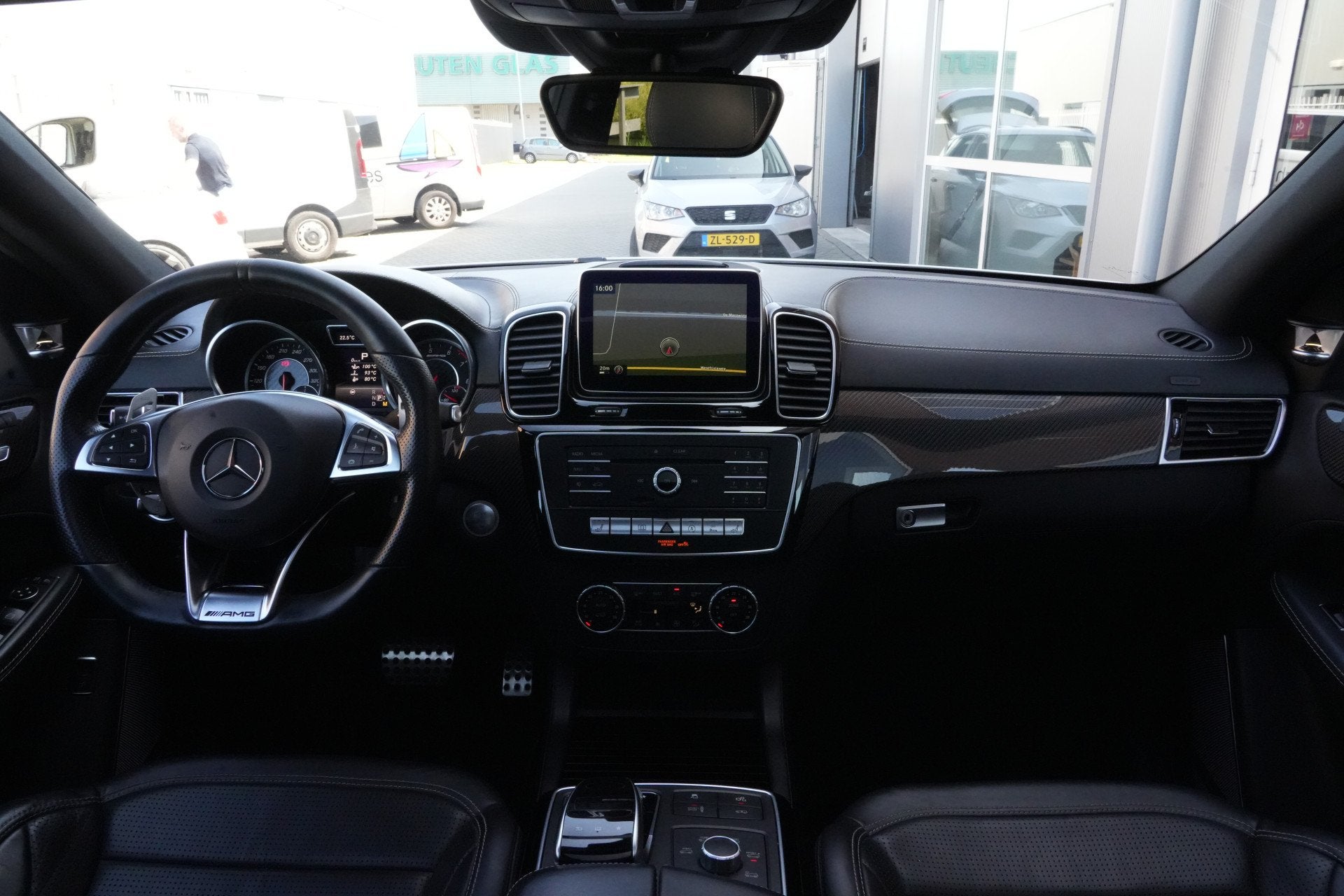Mercedes-Benz GLE Coupé AMG 63 4MATIC | 558 PK | Panoramada, Auto's, Automaat, 5461 cc, Gebruikt, Wit