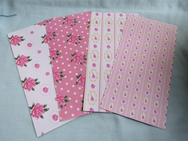 1 EURO OF GRATIS 4 vellen knutselkarton roze geel roosjes, Nieuw, Natuur en Bloemen, Papier of Karton, Beschrijfbaar