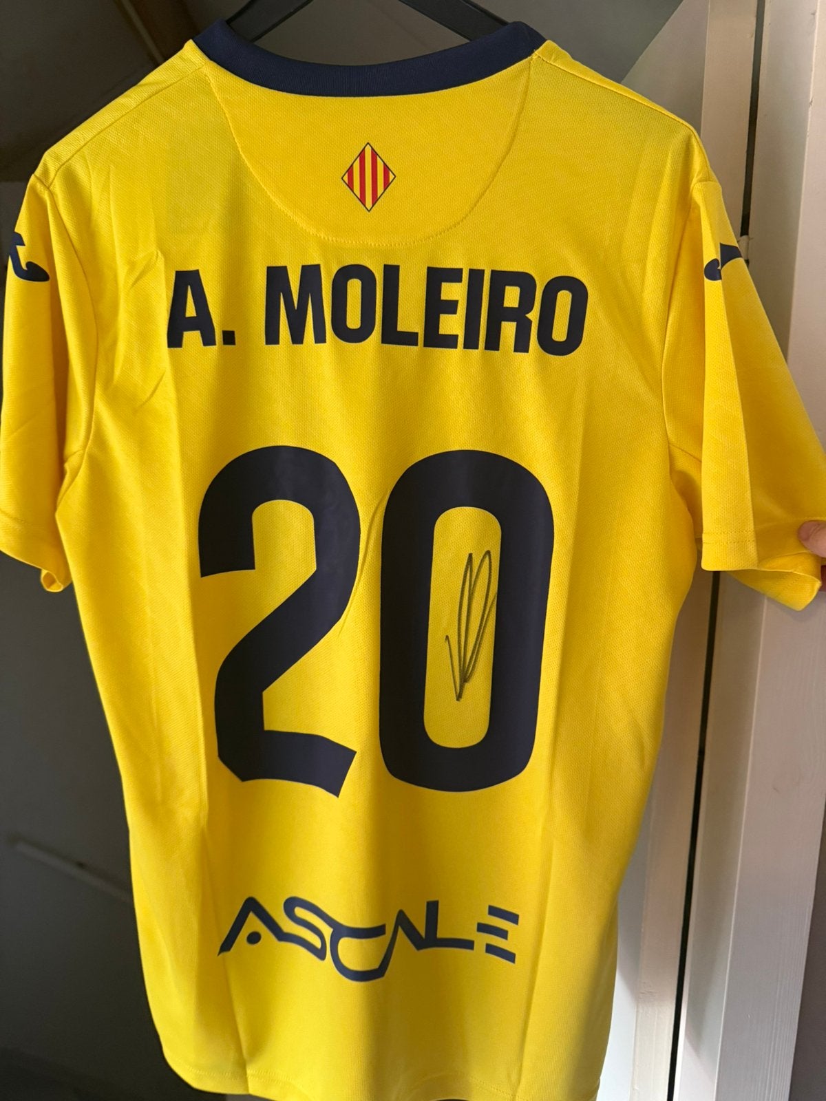 Gesigneerd shirt Moleiro, Ophalen of Verzenden, Zo goed als nieuw, Buitenlandse clubs, Shirt