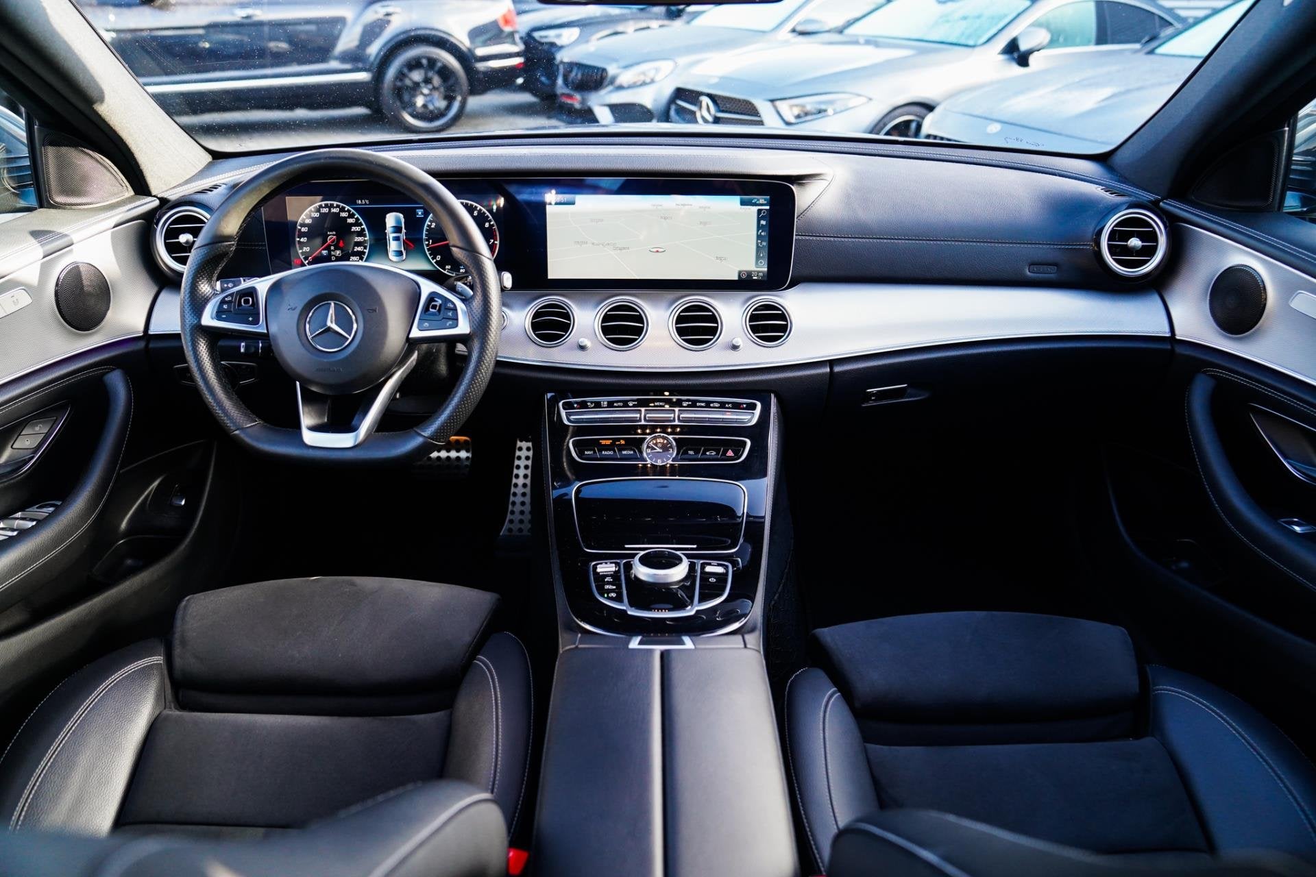 Mercedes-Benz E-klasse 200 Business Solution AMG | Achterijt, Auto's, Mercedes-Benz, Automaat, Achterwielaandrijving, Gebruikt