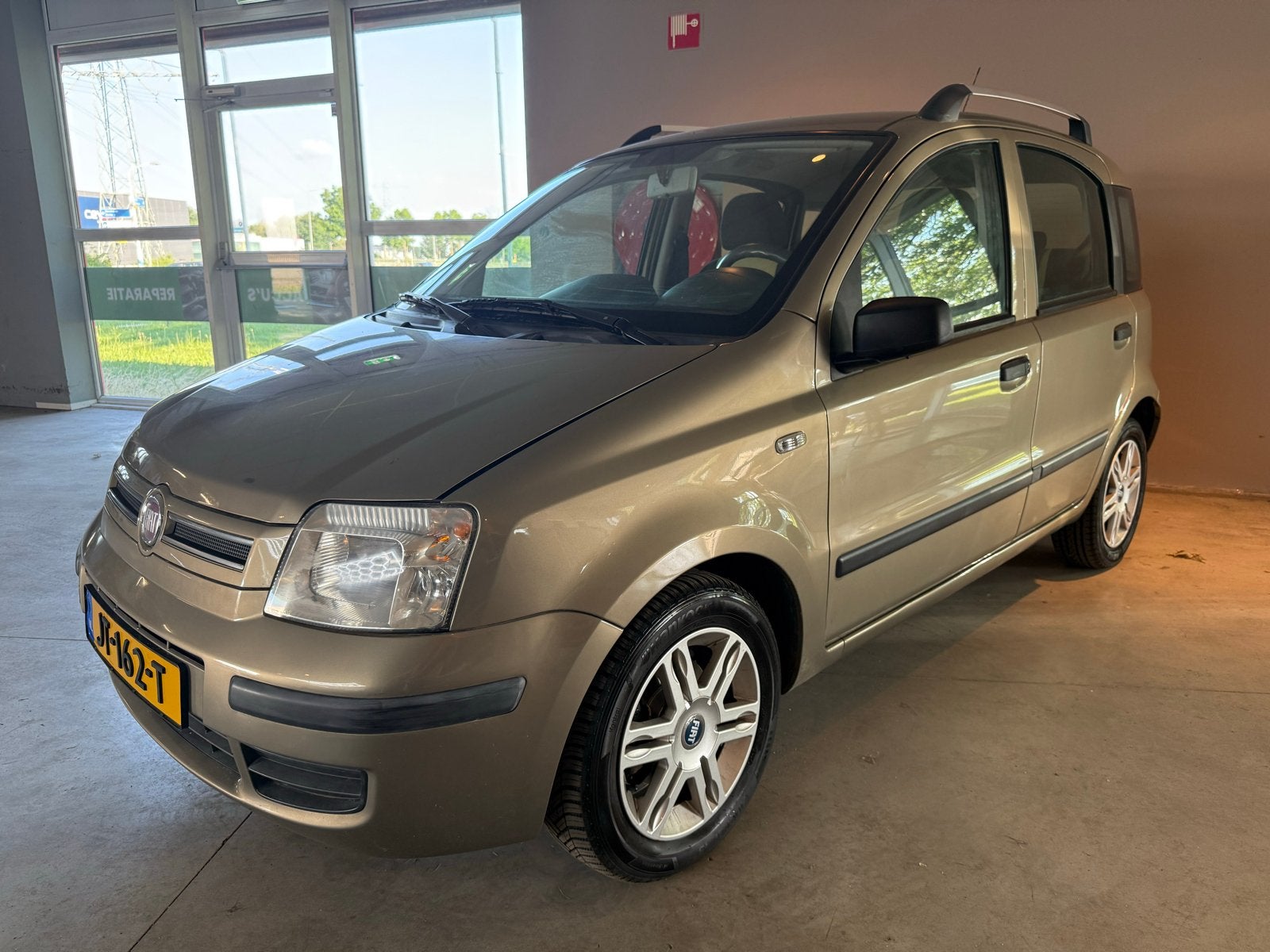 Fiat Panda 1.2 Dualogic 2010 Bruin Airco/Automaat/Apk/PDC!, Auto's, 1242 cc, Geel, Bedrijf, 19 km/l