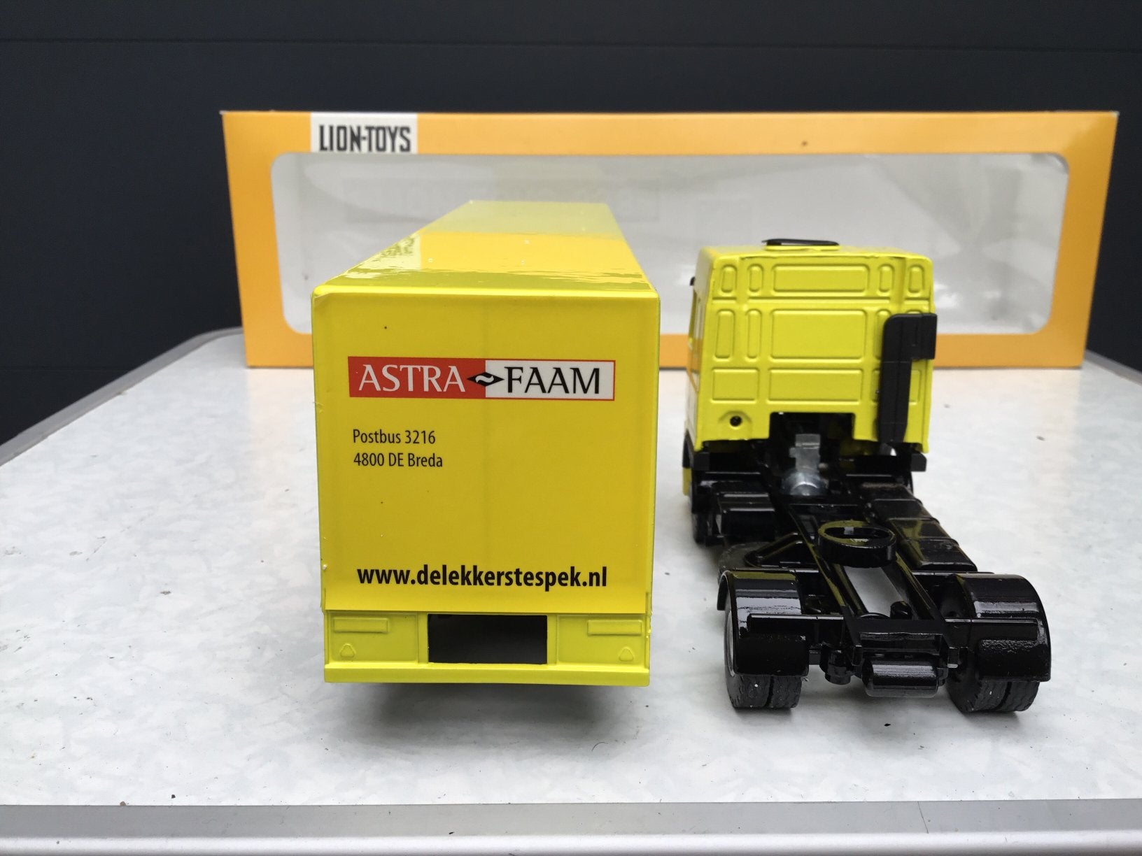 Lion car Daf 95 XF Frisia in ovp, Ophalen of Verzenden, Zo goed als nieuw, Bus of Vrachtwagen, Lion Toys