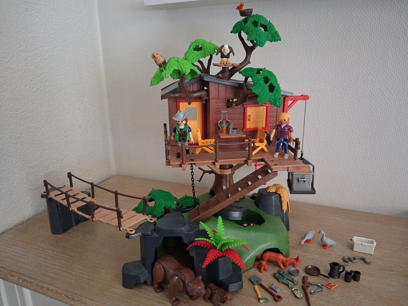 playmobil avontuurlijke boomhut met bosdieren set 5557, Complete set, Overige typen, Ophalen of Verzenden, Zo goed als nieuw