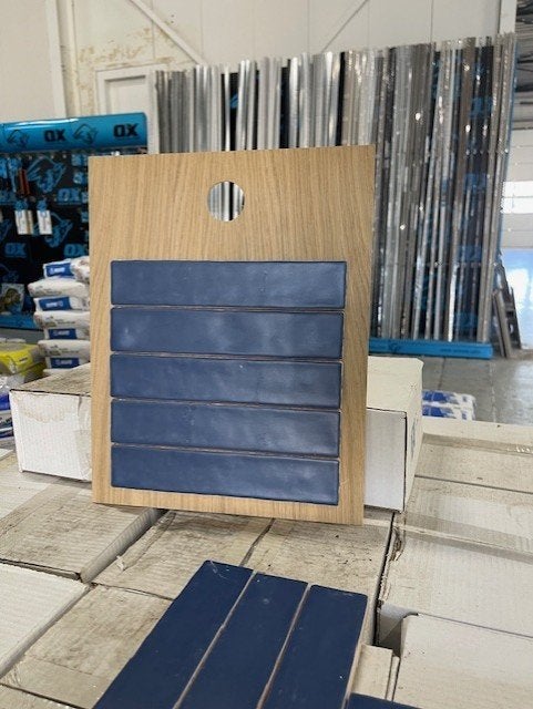 Wandtegel 5x25 Groen Mat — Handgemaakte look | €29,95 p/m², Keramiek, Overige typen, Nieuw, Ophalen of Verzenden