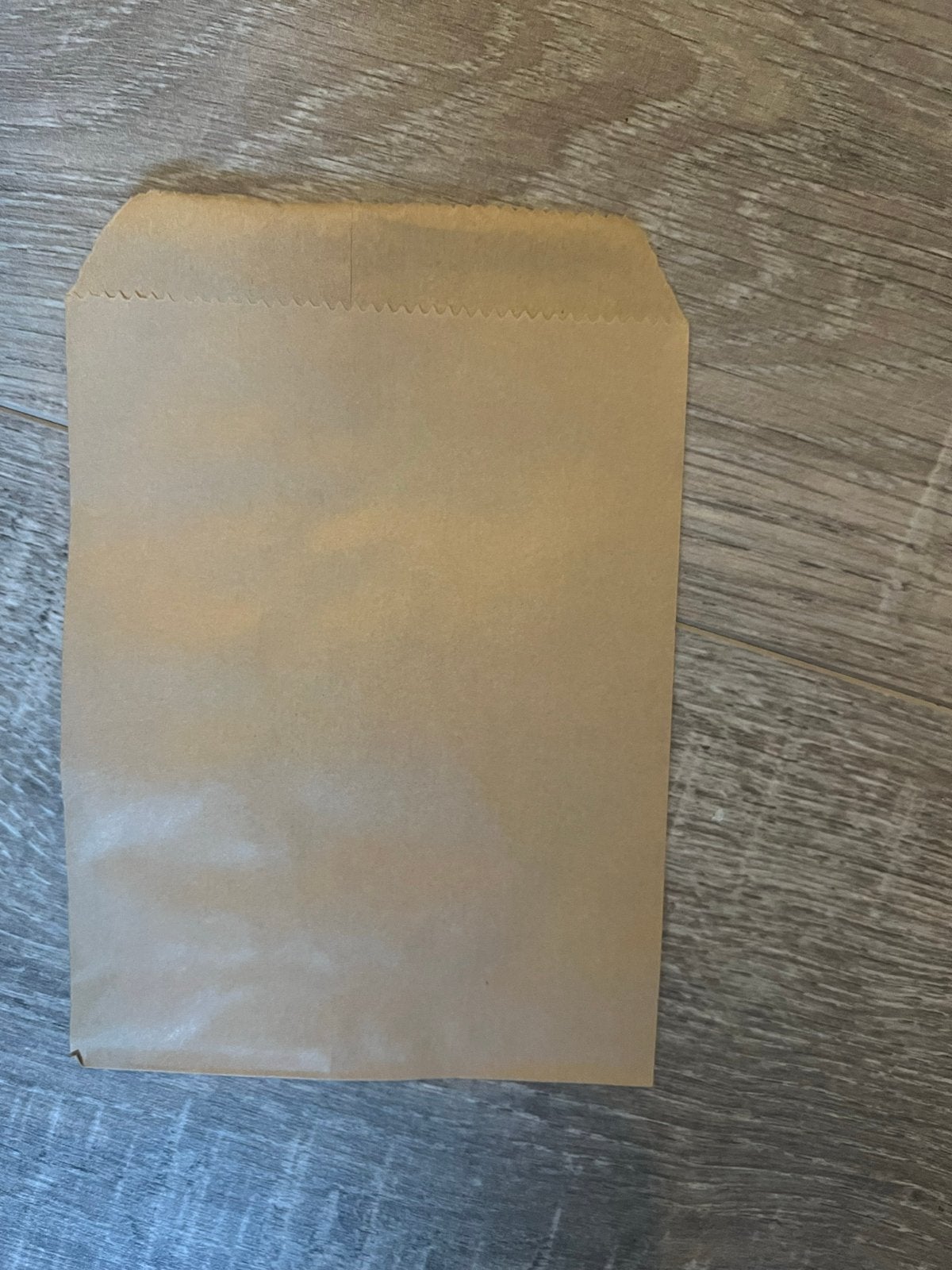 Bruine papieren zakjes - 16 verpakkingen - geschenk-, Ophalen of Verzenden, Nieuw
