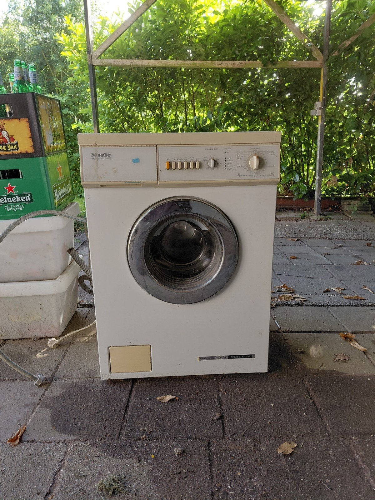 Miele Hydromatic W715 Wasmachine - Werkt Goed, 1200 tot 1600 toeren, Gebruikt, 4 tot 6 kg, Voorlader
