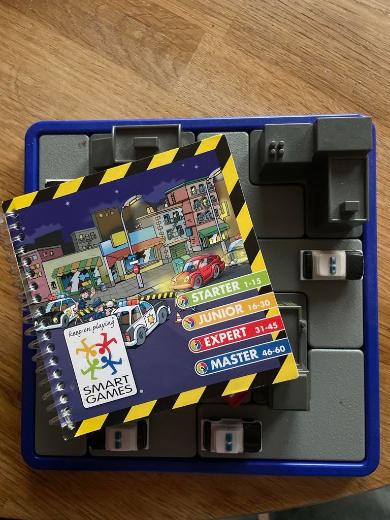 SmartGames Rush Hour Junior - Logisch Denkspel, Een of twee spelers, Ophalen of Verzenden, Zo goed als nieuw, Reisspel