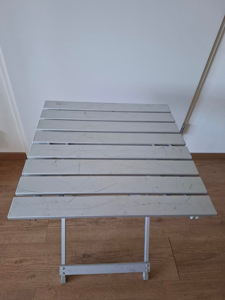 Handig opvouwbaar kampeertafeltje 50x50 cm, Caravans en Kamperen, Kampeermeubelen, Ophalen of Verzenden, Zo goed als nieuw, Campingtafel