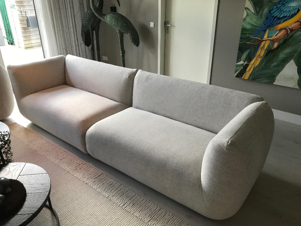 Banken Kelsey Goossens, Huis en Inrichting, Banken | Bankstellen, 300 cm of meer, 75 tot 100 cm, Ophalen of Verzenden, Zo goed als nieuw