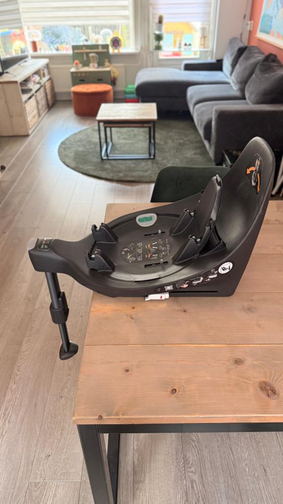 Cybex draaibare base Z 360 graden i-size, Zijbescherming, Zo goed als nieuw, Isofix, 0 t/m 13 kg