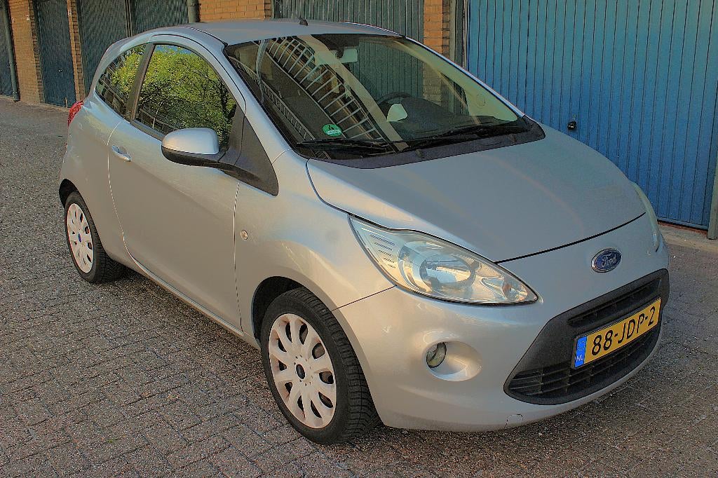 Ford Ka 1.2 51KW 2009 Grijs Airco Aux, Voorwielaandrijving, Stof, 1242 cc, 4 cilinders