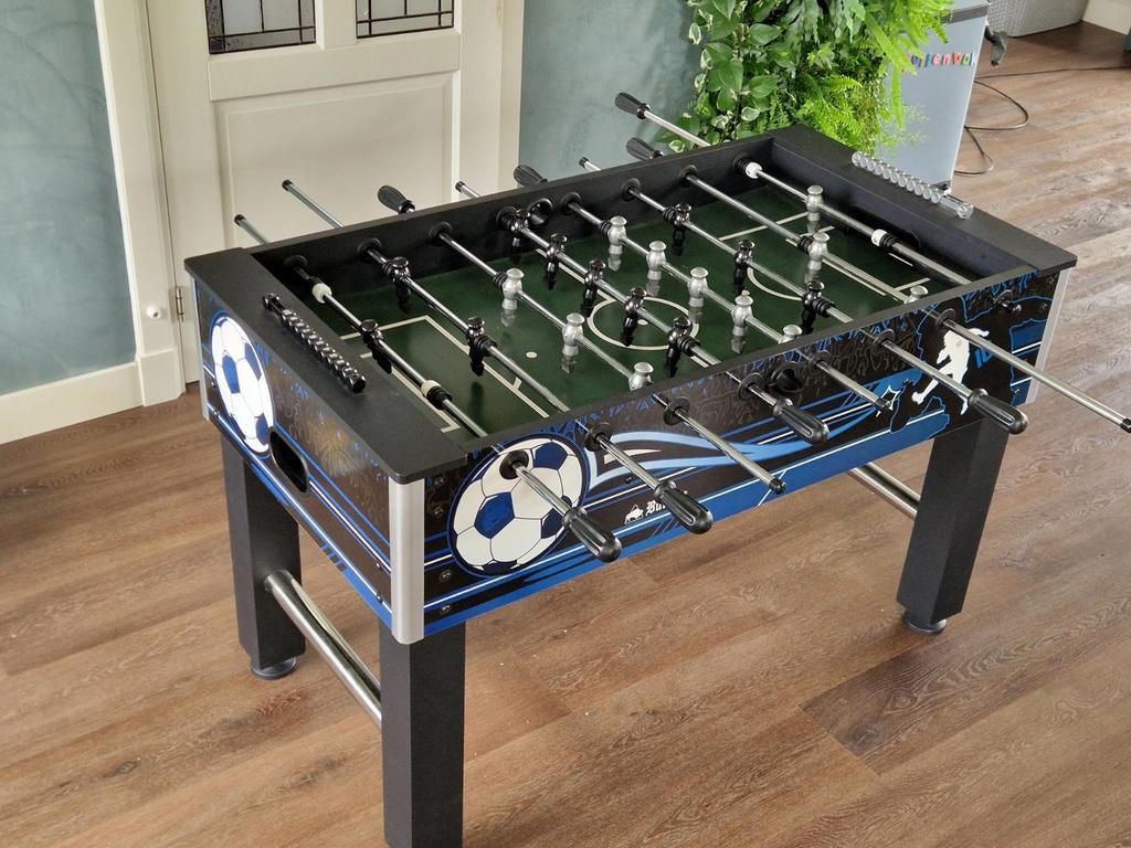 Buffalo black bandit 2 tafel voetbaltafel in keurige staat!, Kinderen en Baby's, Speelgoed | Voetbaltafels, Ophalen, Zo goed als nieuw