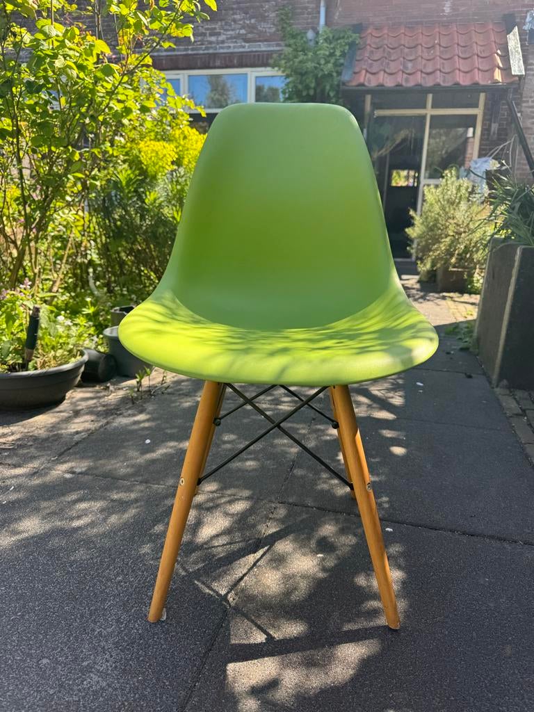 Charles Eames kopie kuipstoel Groen 3 stuks, Huis en Inrichting, Stoelen, Drie, 50s replica, Ophalen of Verzenden, Zo goed als nieuw