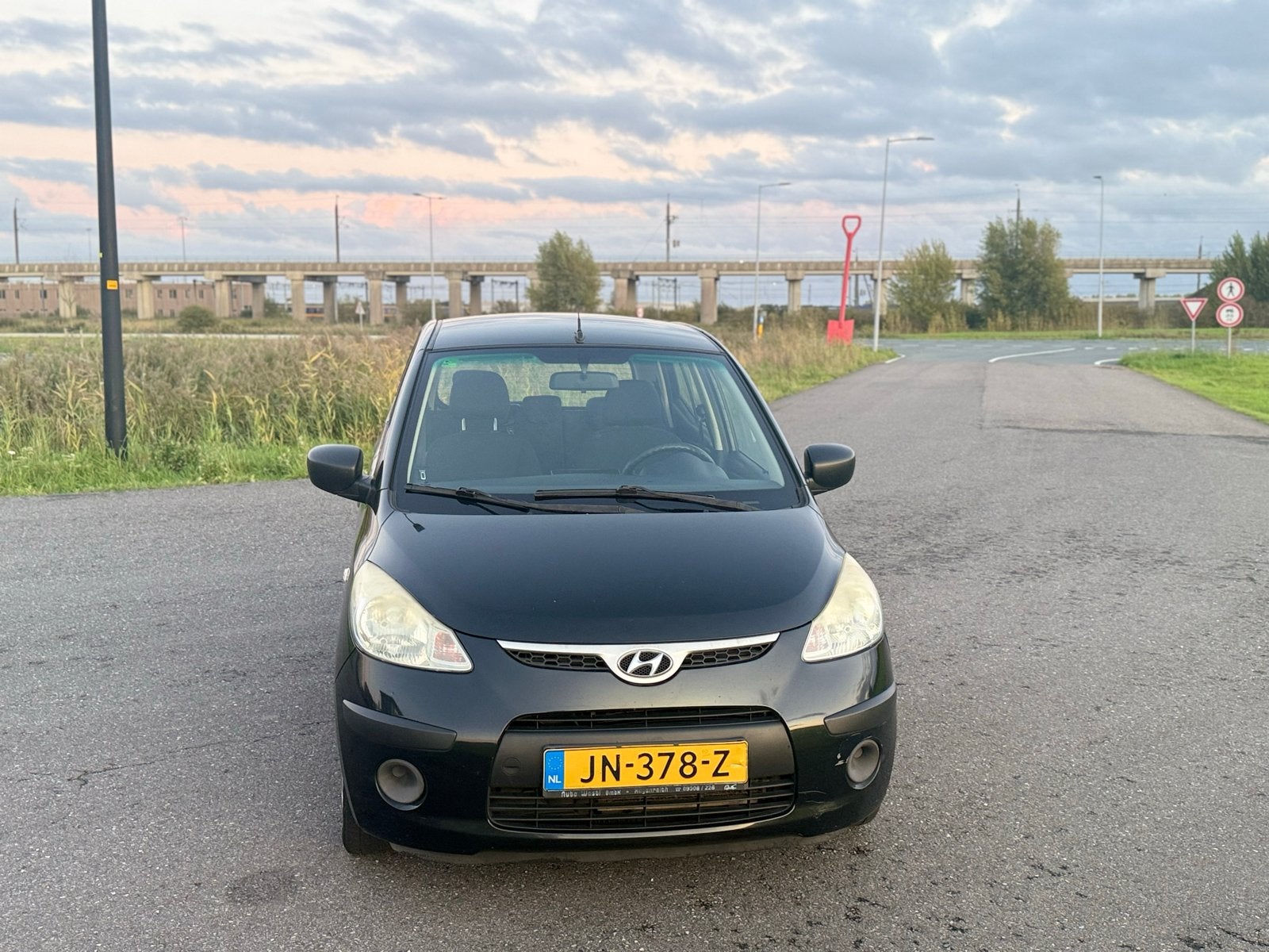 Hyundai i10 1.1 I 5DR 2009 Zwart (Apple Carplay), Voorwielaandrijving, 31 €/maand, 4 cilinders, 400 kg